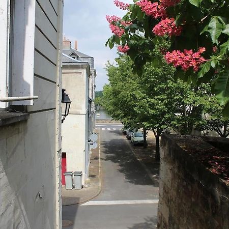 Appartement Calme Proche De La Loire Saumur Exterior foto