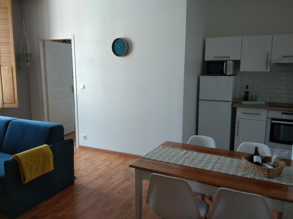 Appartement Calme Proche De La Loire Saumur Exterior foto